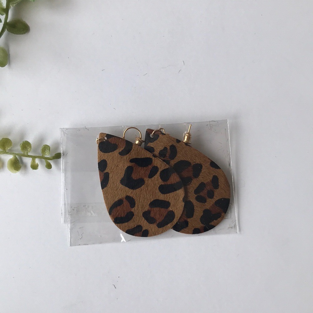 NWT leopard print black brown leather earrings - Picture 2 of 6